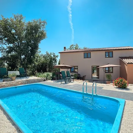 别墅 Beautiful Palera With Private Pool Near Pula Ližnjan