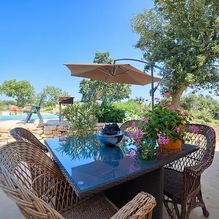 别墅 Beautiful Palera With Private Pool Near Pula