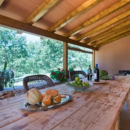 Beautiful Palera With Private Pool Near Pula