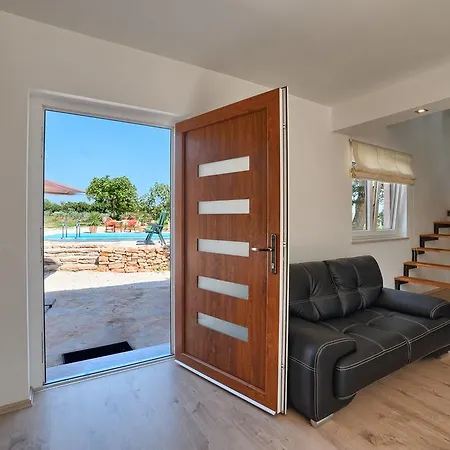 Beautiful Palera With Private Pool Near Pula וילה Ližnjan