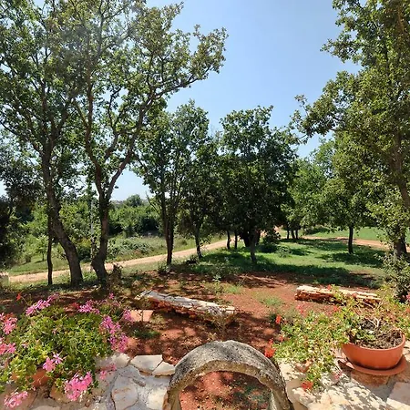 Beautiful Palera With Private Pool Near Pula וילה *